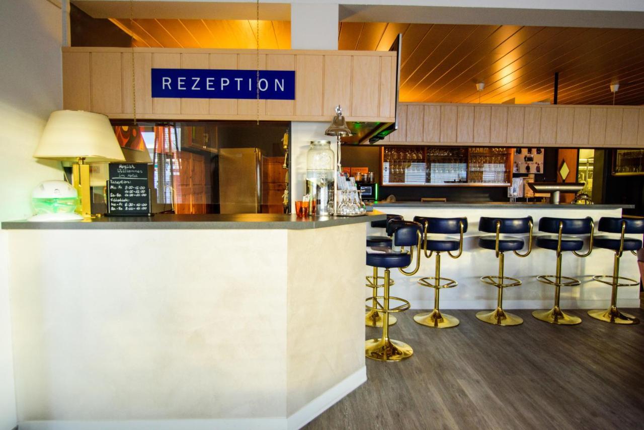 Hotel Bohn Μέτσινγκεν Εξωτερικό φωτογραφία
